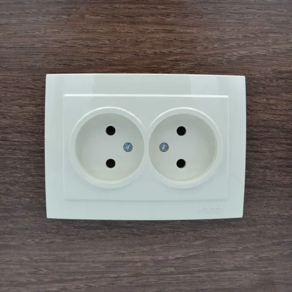 Розетка Nilson Touran кремовая 2-я без заземление ( 24121024 ) - фото №4