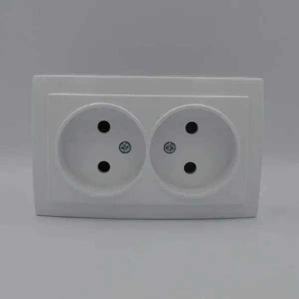 Розетка Nilson Themis біла 2-на без заземлення ( 26111024 ) - фото №1