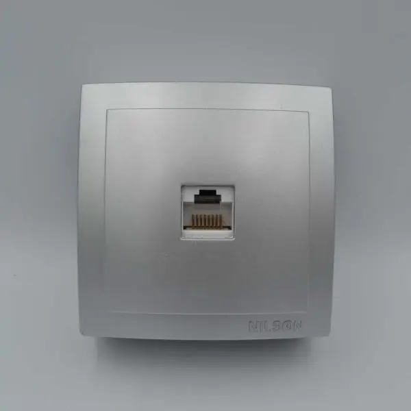 Розетка Nilson Themis срібло комп'ютерна CAT5e ( 26131044 ) - фото №1
