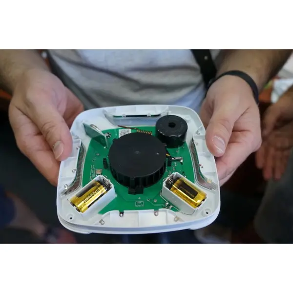 Беспроводной датчик дыма Ajax 1137 FireProtect (черный) - фото №2