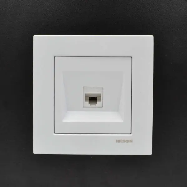 Розетка Nilson Moda біла комп'ютерна CAT6e RJ45 ( 21112045 ) - фото №3