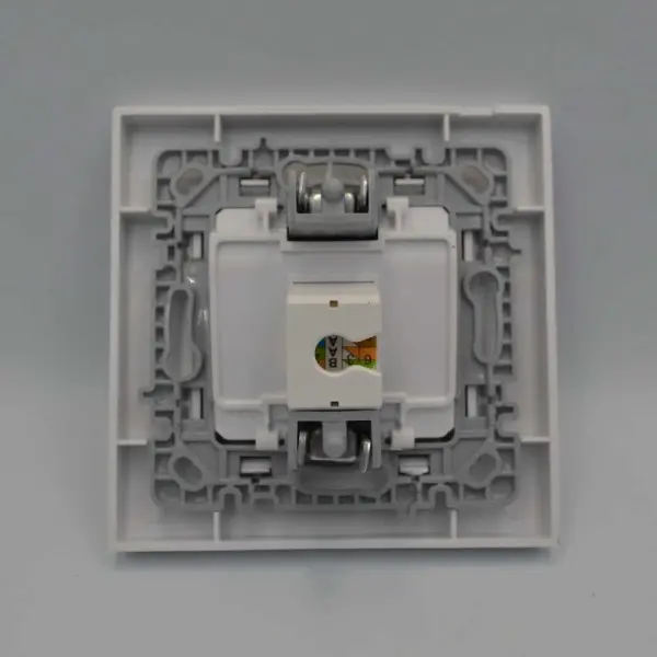 Розетка Nilson Moda біла комп'ютерна CAT6e RJ45 ( 21112045 ) - фото №4