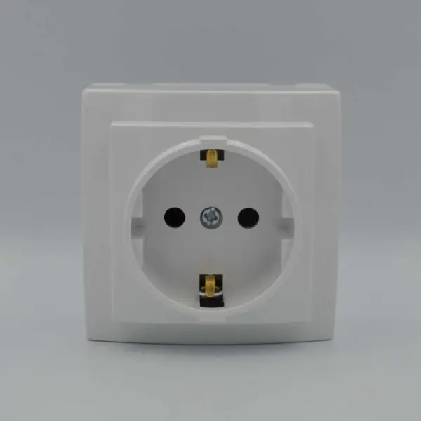 Розетка Nilson Themis біла 1-на з заземленням ( 26111017 ) - фото №1