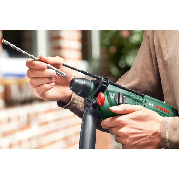 Легкий перфоратор Bosch PBH 2500 RE - фото №1