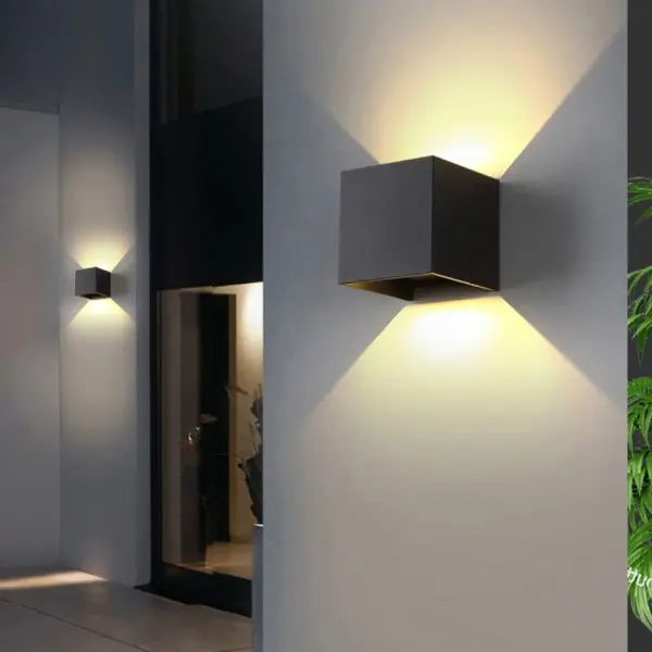 Светильник фасадный Violux ECLIPSE-S 12W 3000-6500K 530Lm IP65 черный ( 500560 ) - фото №5