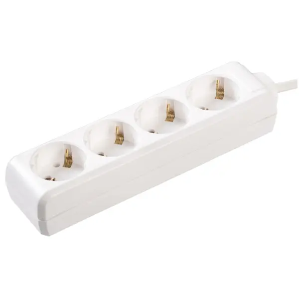 Удлинитель UEC STANDART П04 4 места 2Р+PЕ/1,5 метра 3х1мм2 16А/250В Удлинитель UEC STANDART П04 4 места 2Р+PЕ/1,5 метра 3х1мм2 16А/250В