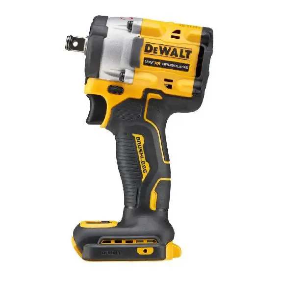 Ударный гайковерт бесщеточный DeWALT DCF921NT XR Li-Ion 18В 610Нм 2500об/мин 3550уд/мин - фото №1 Ударный гайковерт бесщеточный DeWALT DCF921NT XR Li-Ion 18В 610Нм 2500об/мин 3550уд/мин - фото №1