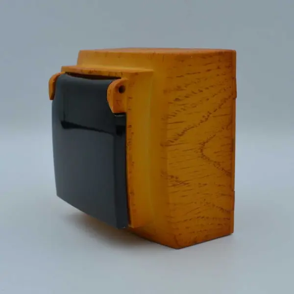 Розетка Nilson Themis дуб 1-на з заземленням з кришкою ( 26251018 ) - фото №2