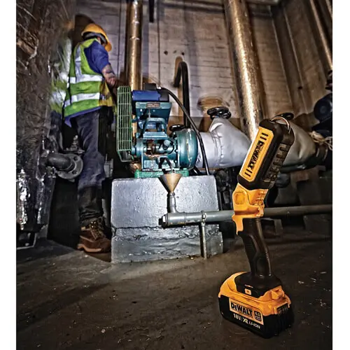 Фонарь аккумуляторный DeWALT XR DCL050 - фото №4
