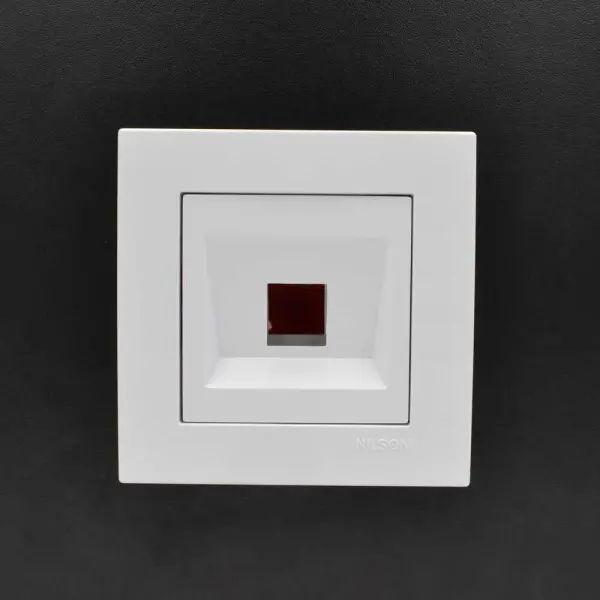 Розетка Nilson Moda біла комп'ютерна без модуля ( 21112042 ) - фото №3