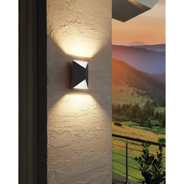 Уличный светильник Eglo 93994 Predazzo LED 1x2.5W 3000K 460Lm IP44 антрацит - фото №1