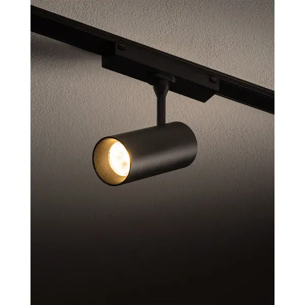 Магнітний трековий світильник Nowodvorski 11315 UT-LVM Spot LED 1x9W 3000K 850Lm IP20 чорний - фото №1 Магнітний трековий світильник Nowodvorski 11315 UT-LVM Spot LED 1x9W 3000K 850Lm IP20 чорний - фото №1