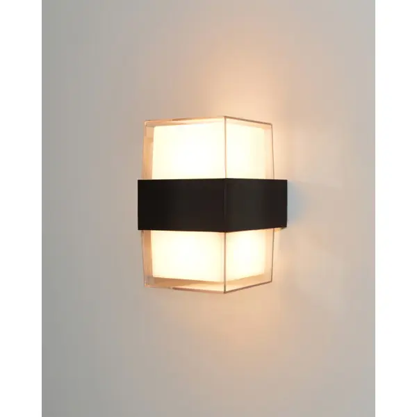 Уличный светильник Italux OWL-4682-3K Marti LED 2x10W 3000K 856Lm IP54 черный - фото №1 Уличный светильник Italux OWL-4682-3K Marti LED 2x10W 3000K 856Lm IP54 черный - фото №1