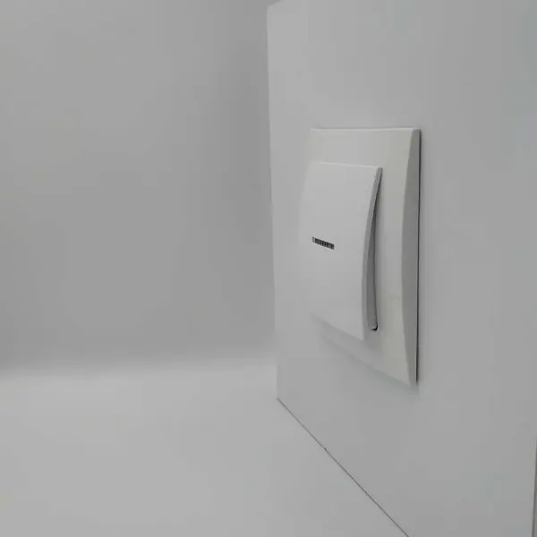 Вимикач Nilson Touran білий 1кл з підсвіткою ( 24111002 ) - фото №2