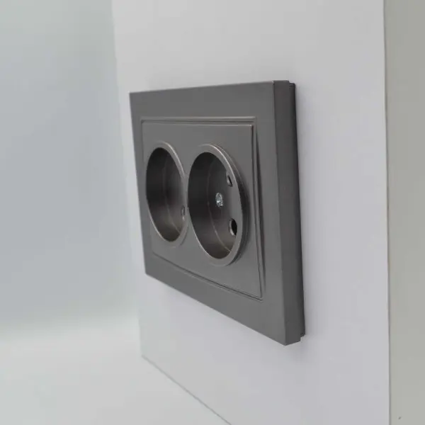 Розетка Nilson Thor антрацит 2-на без заземлення ( 27161024 ) - фото №2