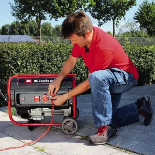 Бензиновый генератор Einhell 4-тактный 3,1 кВт 15л (4152551) - фото №3