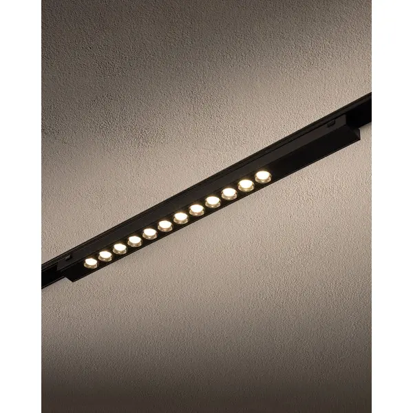 Магнитный трековый светильник Nowodvorski 11305 UT-LVM Focus LED 1x12W 3000K 1000Lm IP20 черный - фото №1 Магнитный трековый светильник Nowodvorski 11305 UT-LVM Focus LED 1x12W 3000K 1000Lm IP20 черный - фото №1