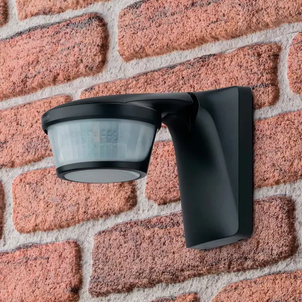 Датчик руху Theben Luxa P300 KNX BK 1с-60хв 300° IP55 (чорний) - фото №1