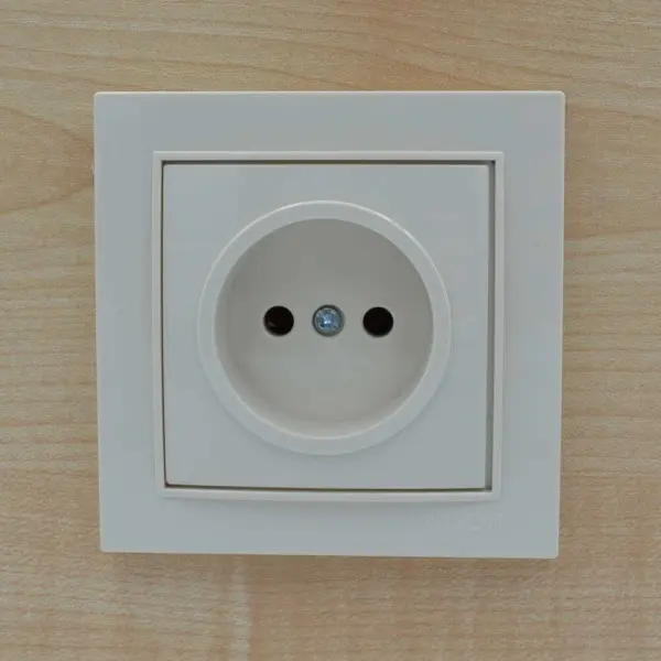 Розетка Nilson Thor кремова 1-на без заземлення ( 27121015 ) - фото №3