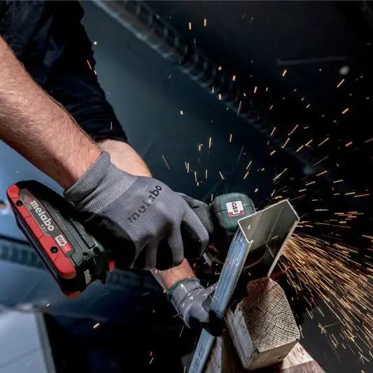 Аккумуляторная угловая шлифмашина Metabo CC 18 LTX BL (600349850) - фото №1 Аккумуляторная угловая шлифмашина Metabo CC 18 LTX BL (600349850) - фото №1