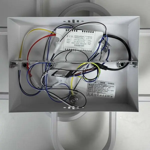 Светильник LED smart DIOR+пульт 90W 3000-5000K IP20 квадрат белый Violux ( 220925 ) - фото №5
