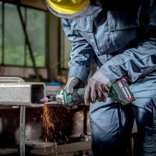 Аккумуляторная прямошлифмашина Metabo GVB 18 LTX BL 11-28 с регулировкой оборотов с быстрым тормозом и бесщеточным двигателем (600828850) - фото №3