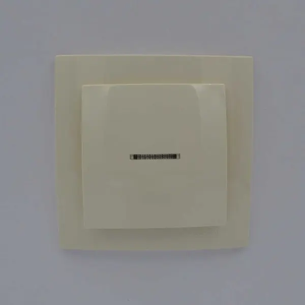 Вимикач Nilson Touran кремовий 1кл з підсвіткою ( 24121002 ) - фото №1