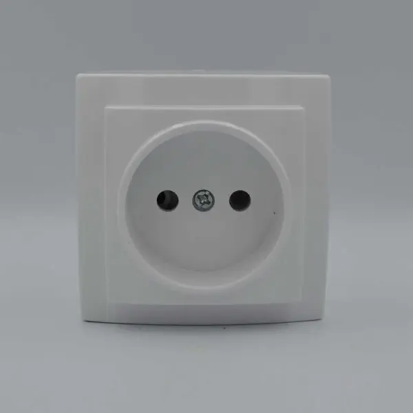 Розетка Nilson Themis біла 1-на без заземлення ( 26111015 ) - фото №1