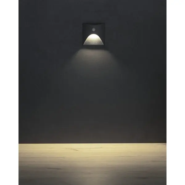 Светильник для подсветки лестницы/коридора Kanlux 39143 Exin LED 1x2.5W 4000K 50Lm IP65 серый - фото №1 Светильник для подсветки лестницы/коридора Kanlux 39143 Exin LED 1x2.5W 4000K 50Lm IP65 серый - фото №1