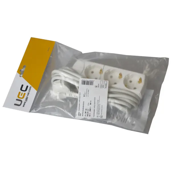 Удлинитель UEC ECO П03 3 места 2P+PE/3м 3х1мм2 10А/250В - фото №1 Удлинитель UEC ECO П03 3 места 2P+PE/3м 3х1мм2 10А/250В - фото №1