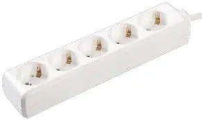 Удлинитель UEC STANDART П05 5 мест 2Р+PЕ/3 метра 3х1мм2 16А/250В Удлинитель UEC STANDART П05 5 мест 2Р+PЕ/3 метра 3х1мм2 16А/250В