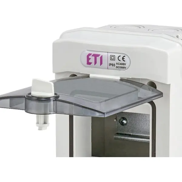 Пластиковый щит наружного исполнения ETI 001101060 ECH 4G (4 М IP65) - фото №1 Пластиковый щит наружного исполнения ETI 001101060 ECH 4G (4 М IP65) - фото №1