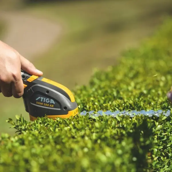 Аккумуляторный кусторез Stiga SGM102AE 10,8В - фото №14