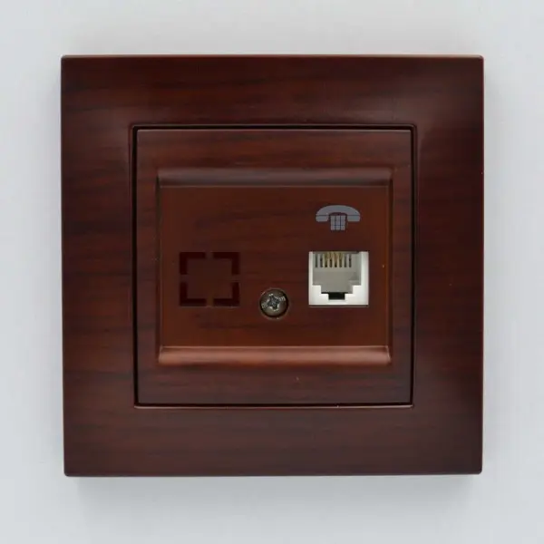 Розетка ELBI ZENA Woodline червоне дерево 1-на телефонна без рамки ( 609-012900-221 ) - фото №6 Розетка ELBI ZENA Woodline червоне дерево 1-на телефонна без рамки ( 609-012900-221 ) - фото №6