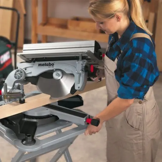 Торцювальна пила з тяговою функцією Metabo KGSV 72 Xact SYM 1800Вт диск 216х30 2200 об/хв LED (612216000) - фото №2 Торцювальна пила з тяговою функцією Metabo KGSV 72 Xact SYM 1800Вт диск 216х30 2200 об/хв LED (612216000) - фото №2