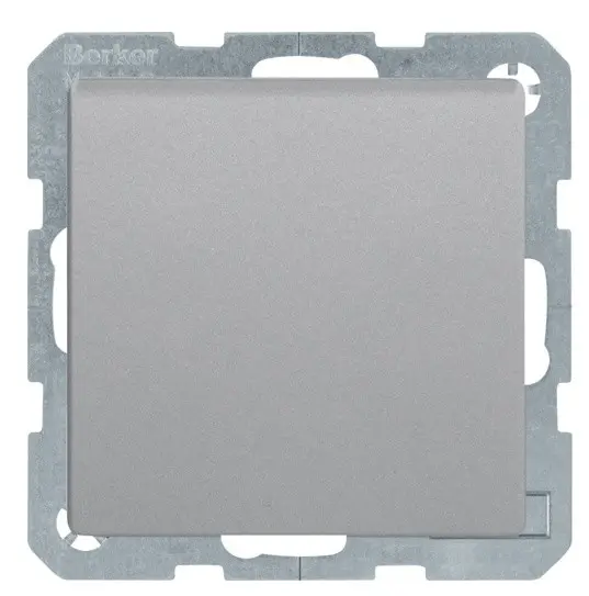 Розетка Berker Qx 47516084 із захистом контактів із заземленням та з кришкою (алюміній) Розетка Berker Qx 47516084 із захистом контактів із заземленням та з кришкою (алюміній)