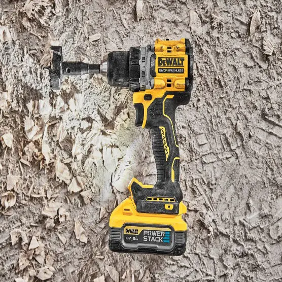 Бесщеточная дрель-шуруповерт DeWALT DCD800H2T XR Li-Ion PowerStack 18В 5Ач 90Нм патрон 13мм - фото №3 Бесщеточная дрель-шуруповерт DeWALT DCD800H2T XR Li-Ion PowerStack 18В 5Ач 90Нм патрон 13мм - фото №3