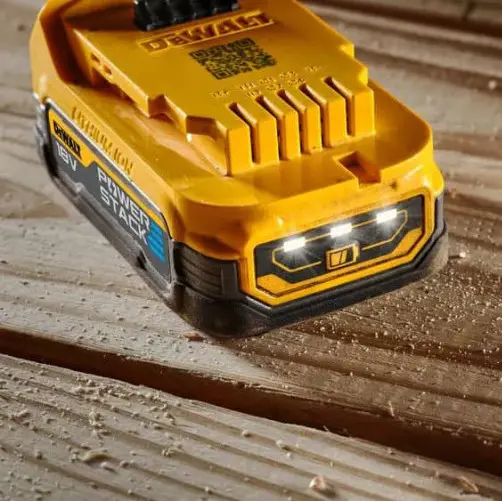 Акумуляторна батарея DeWALT DCBP034 XR Li-Ion 18В 1,7Аг - фото №4 Акумуляторна батарея DeWALT DCBP034 XR Li-Ion 18В 1,7Аг - фото №4