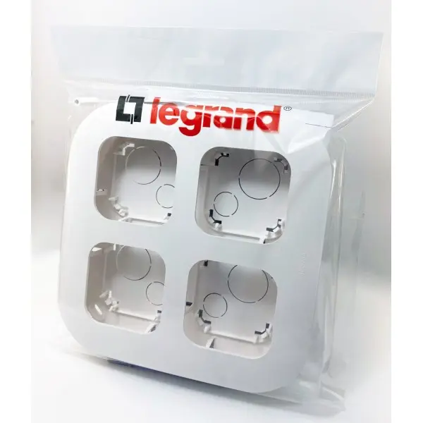 Рамка на 4 поста Legrand Forix белая - фото №1