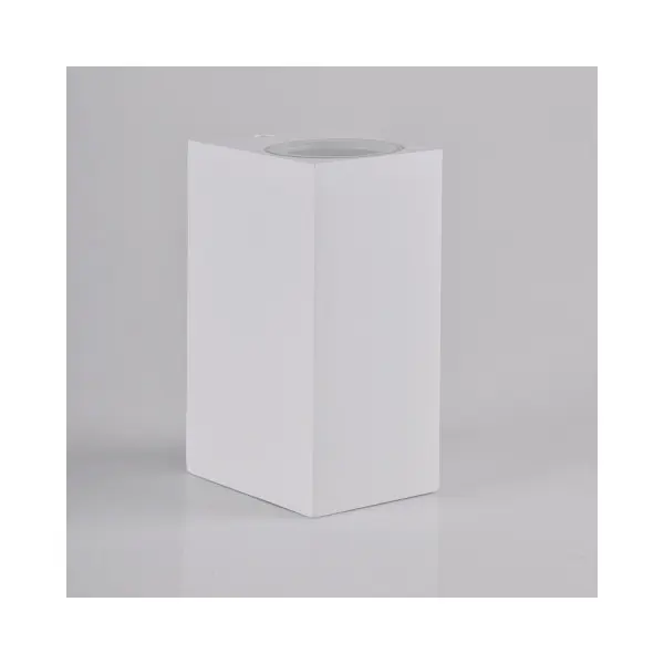 Уличный светильник Goldlux 313362 Boston GU10 2x10W IP44 WH - фото №2