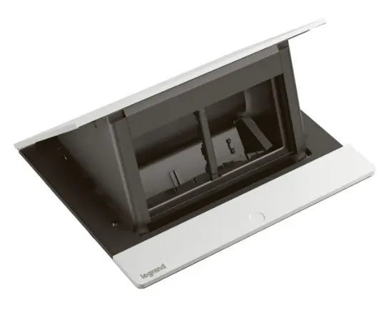 Лючок із висувним блоком Legrand на 4 модулі (654801) білий - фото №3