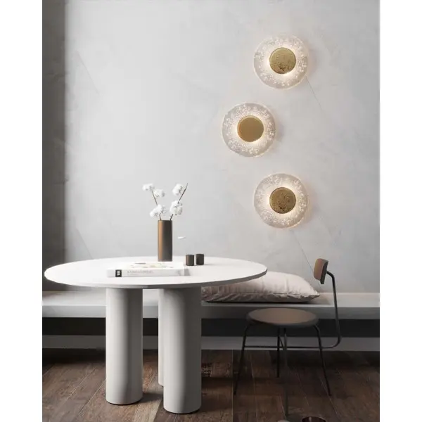 Бра, настенный светильник Pikart 32124-2 Sprinkled Glass Medium G4 3x60W IP20 латунный - фото №1 Бра, настенный светильник Pikart 32124-2 Sprinkled Glass Medium G4 3x60W IP20 латунный - фото №1