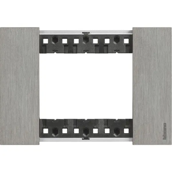 Рамка на 3 модулі Bticino Living Now KA4803ZG (італійський стандарт) сталь