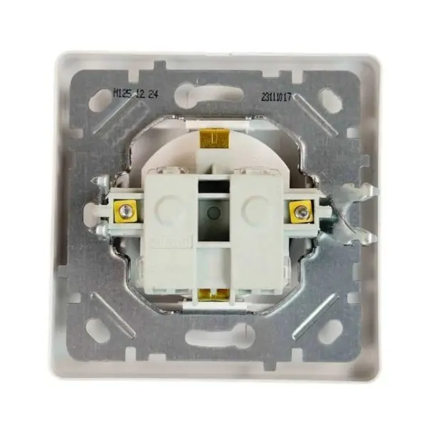 Розетка Nilson Selene біла 1-на з заземленням ( 23111017 ) - фото №2