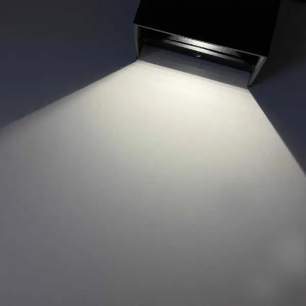 Светильник фасадный Violux JOKER 10W 3000-6500K 750Lm IP65 антрацит ( 500610 ) - фото №3