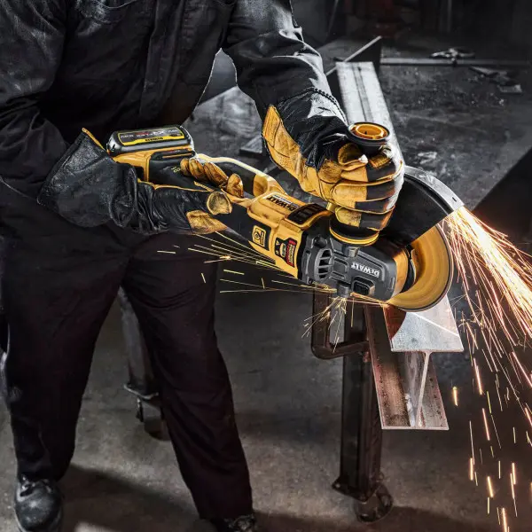 Угловая аккумуляторная бесщеточная шлифмашина DeWALT DCG460NK Flexvolt XR Li-lon 54В Ø230мм 6000об/мин - фото №5