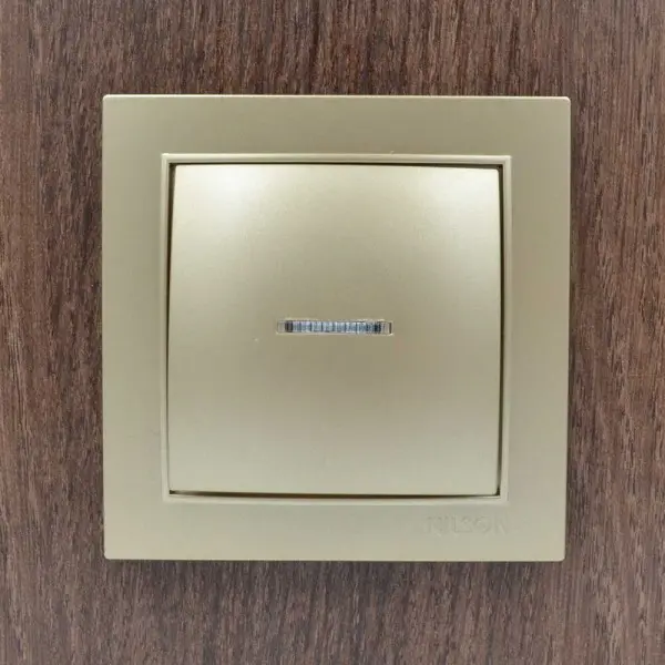 Вимикач Nilson Thor золото 1кл з підсвіткою ( 27151002 ) - фото №3