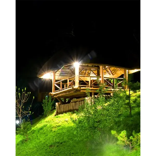 Уличный светильник на солнечной батарее Goldlux 323101 Integra LED 1x3W 6000K 180Lm IP44 черный - фото №1