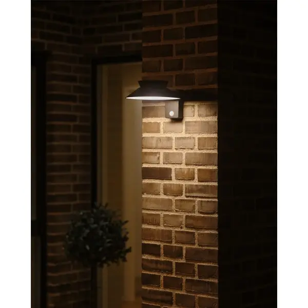 Вуличний світильник на сонячній батареї Nordlux 2418071003 Justina LED 1x5W 3000K 400Lm IP44 чорний - фото №1