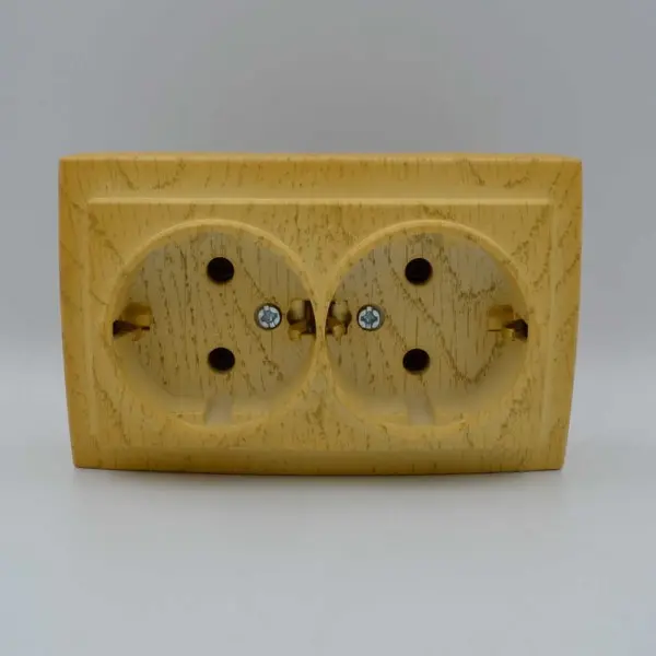 Розетка Nilson Themis клен 2-на з заземленням ( 26281025 ) - фото №1